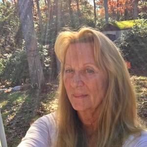 Meet your Posher, Debra